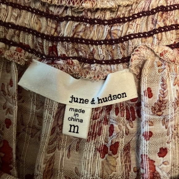58. June & Hudson Bohemian Print Peasant Style Blouse - Picture 11 of 16
